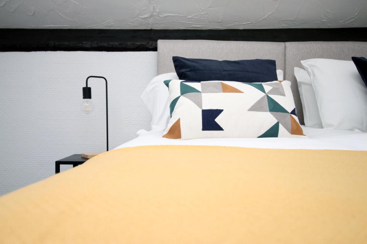 Becky'S Bungalow By Ty Sa -Spacious 4 Bed Bungalow Cardiff Eksteriør bilde
